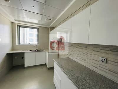 Brand new 2bhk with 2 month free  naer to metro station on sheikh zayad road