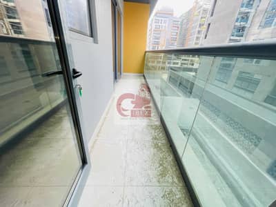 Brand new 1bhk with 1 month free me near to metro station on sheikh zayad road