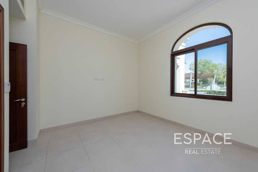 6 Type 6 | 5 Bed | Close to Park and Pool