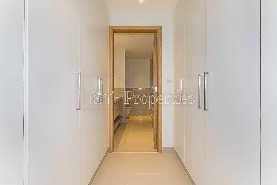 5 Spacious 2 Beds Apt with Beautiful Park view