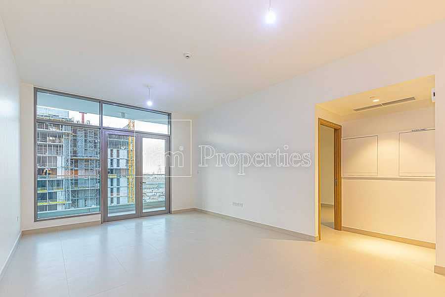 10 Spacious 2 Beds Apt with Beautiful Park view