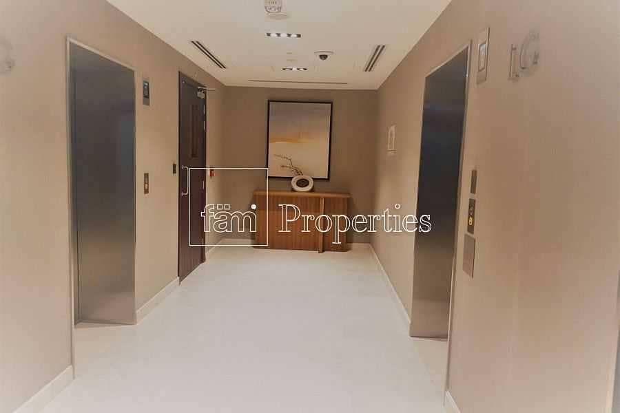 15 Spacious 2 Beds Apt with Beautiful Park view