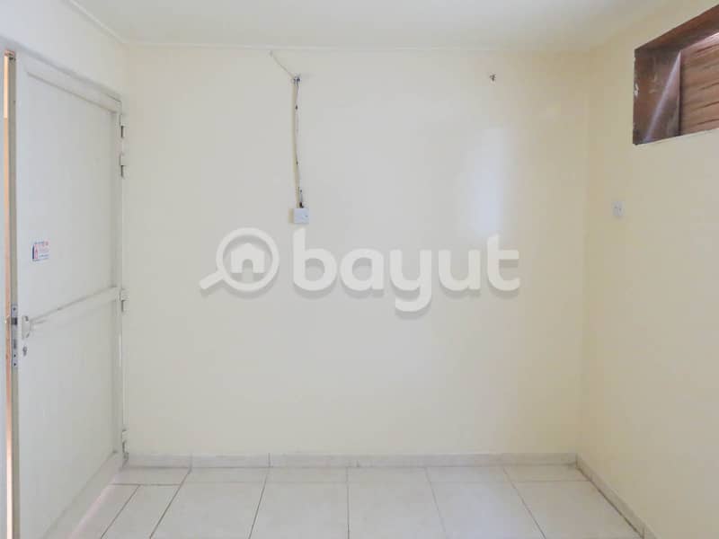 4 ROOM