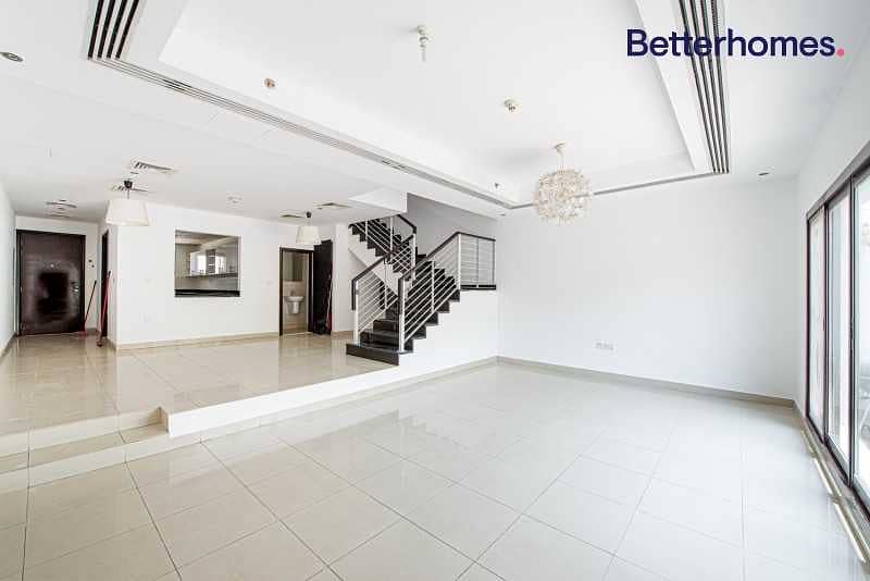 2 Bright And Spacious 4 Bed Villa | Vacant Now