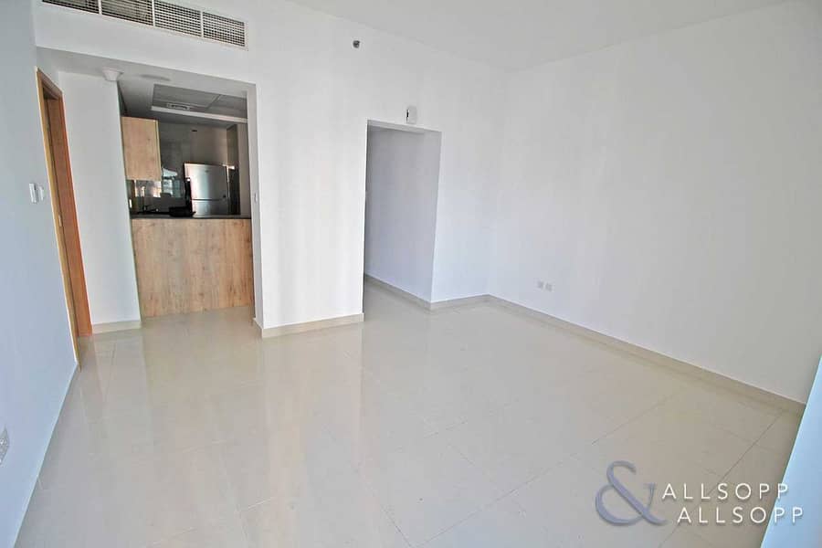 8 One Bed Apartment | Unfurnished | Balcony