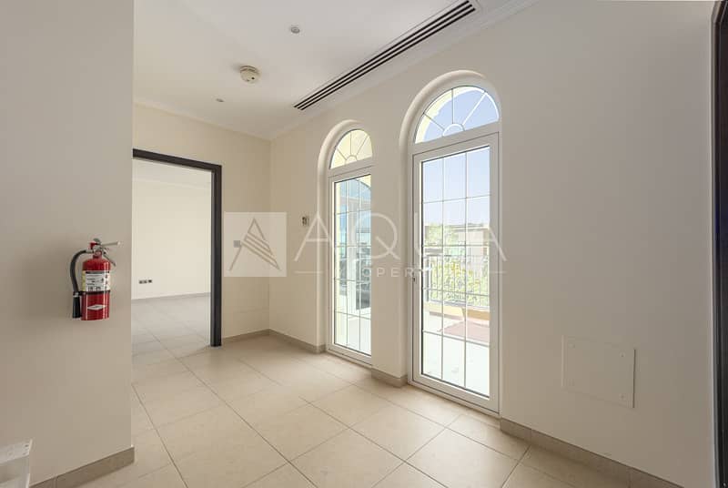 17 VOT | Private Garden | Maid's | Close to Park
