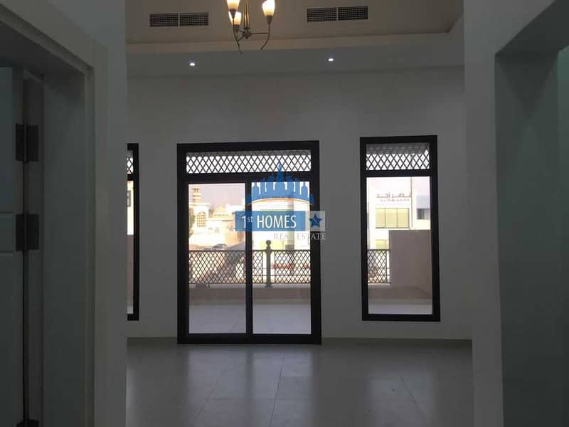 10 A Very Well Maintained Premium Commercial  Spacious Villa in Good Location JUMEIRAH  2