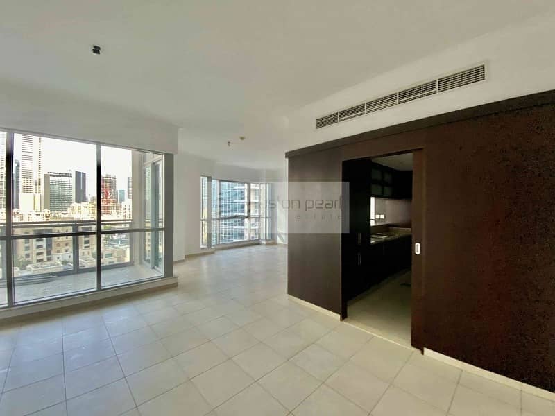4 Spacious 3 Bedroom Apartment  with 2 Parking Space