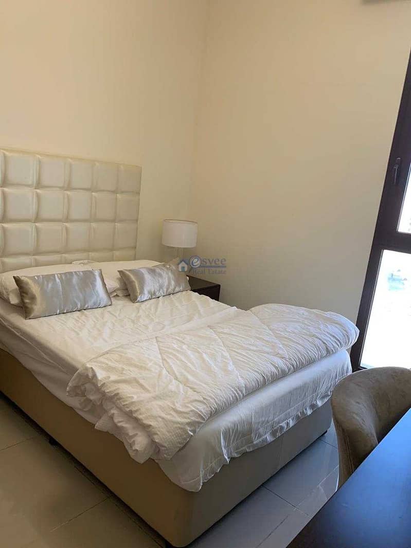 5 Superb Two Bedroom for rent in Lincoln Park Northside
