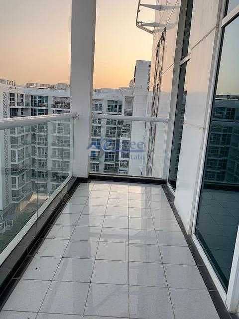 18 Spectacular Two Bedroom for rent in Glitz 3