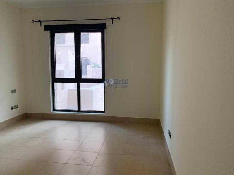 10 well maintained Two Bedroom with terrace in Kamoon 3