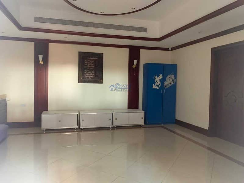 4 Commercial Villa for Rent in Mankhool