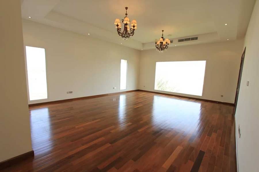 4 Luxuary Villa for rent in Emirates Hills