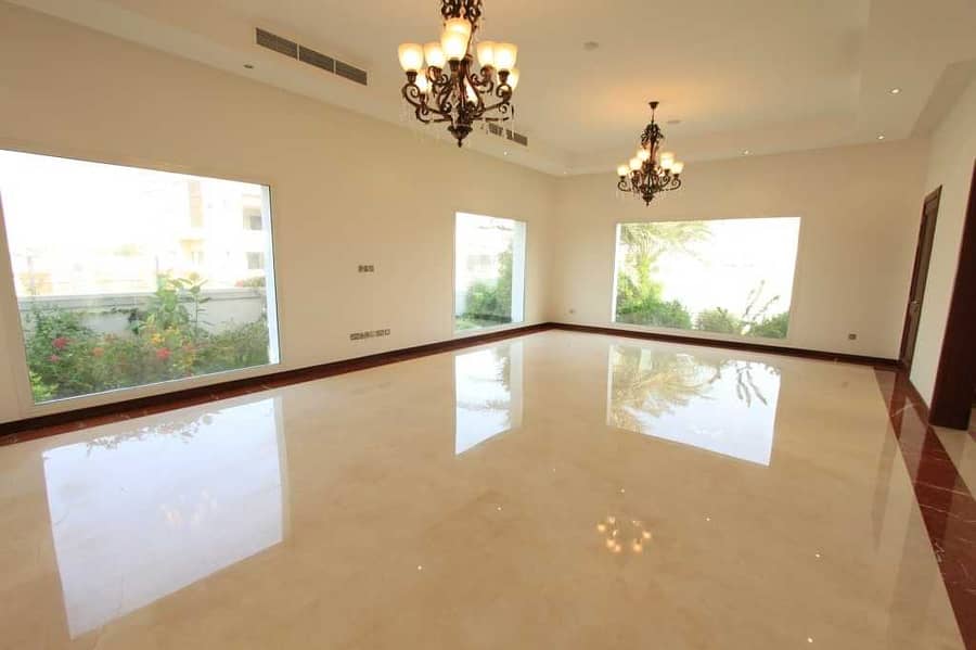 8 Luxuary Villa for rent in Emirates Hills