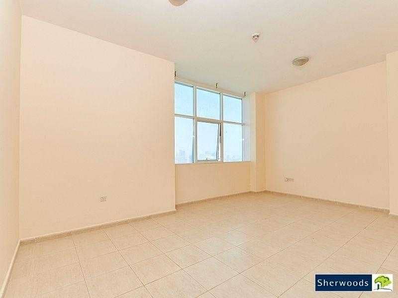 4 Available on September - City Location - Studio