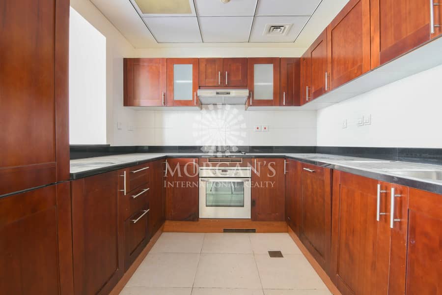 7 Quality Specious 1 Bed | Marina View