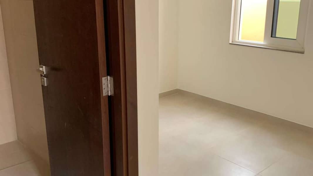 17 Brand New Townhouse in Great Location