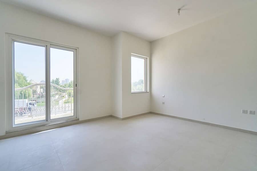 7 Brand New Marbella Townhouse on a Large Plot