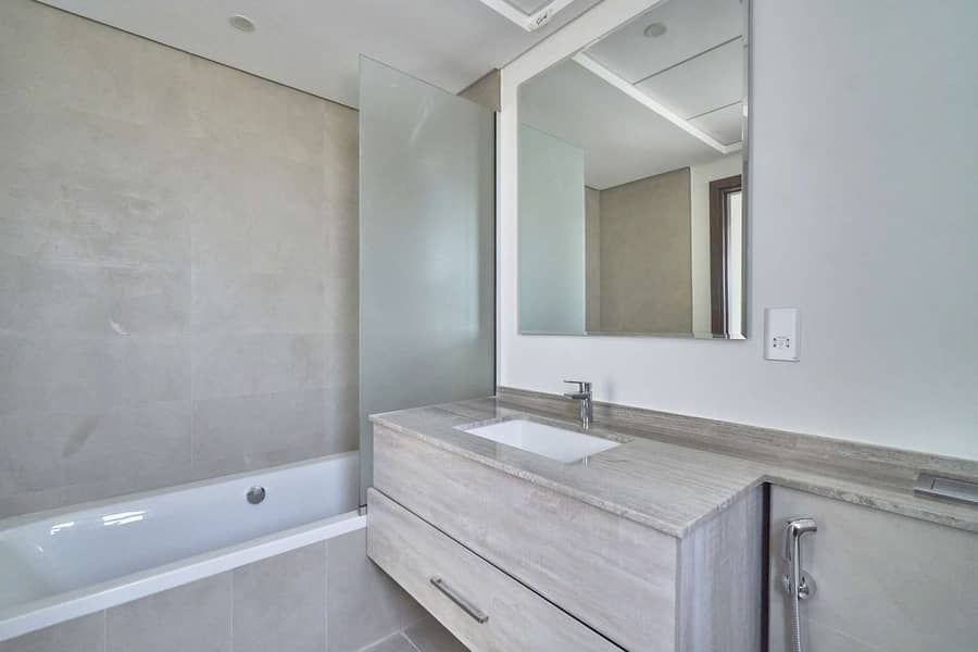 8 Brand New Marbella Townhouse on a Large Plot