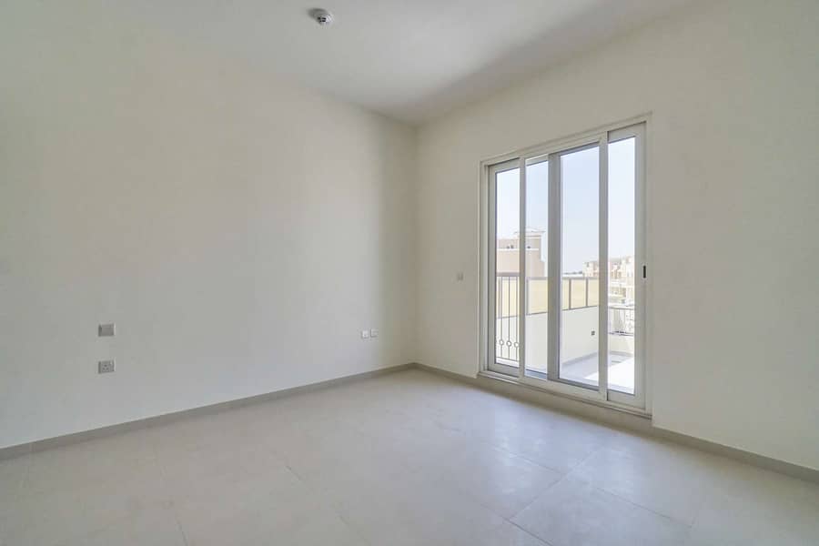 9 Brand New Marbella Townhouse on a Large Plot