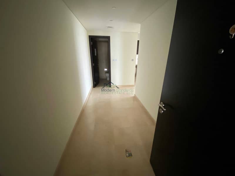 Bright Spacious unit | 1bedroom apt. | higher floor | Bright Spacious unit | 1bedroom apt. | higher floor |