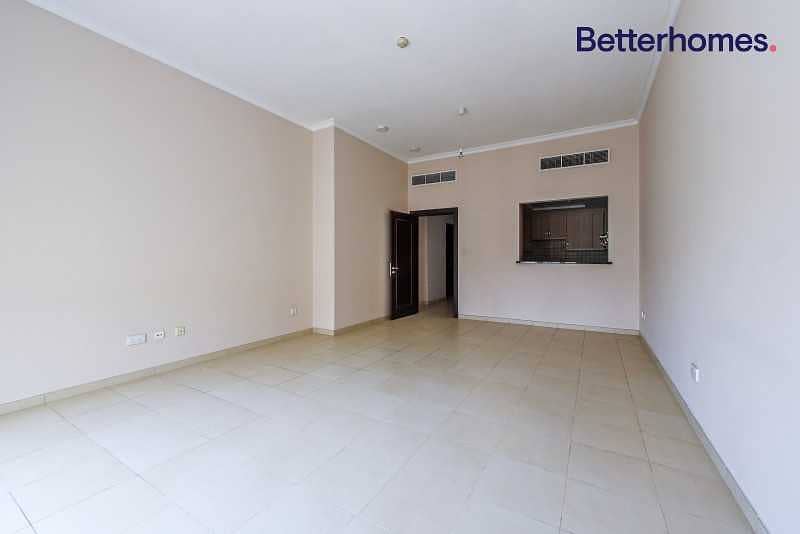 4 VOT | Pool View | Spacious | Unfurnished