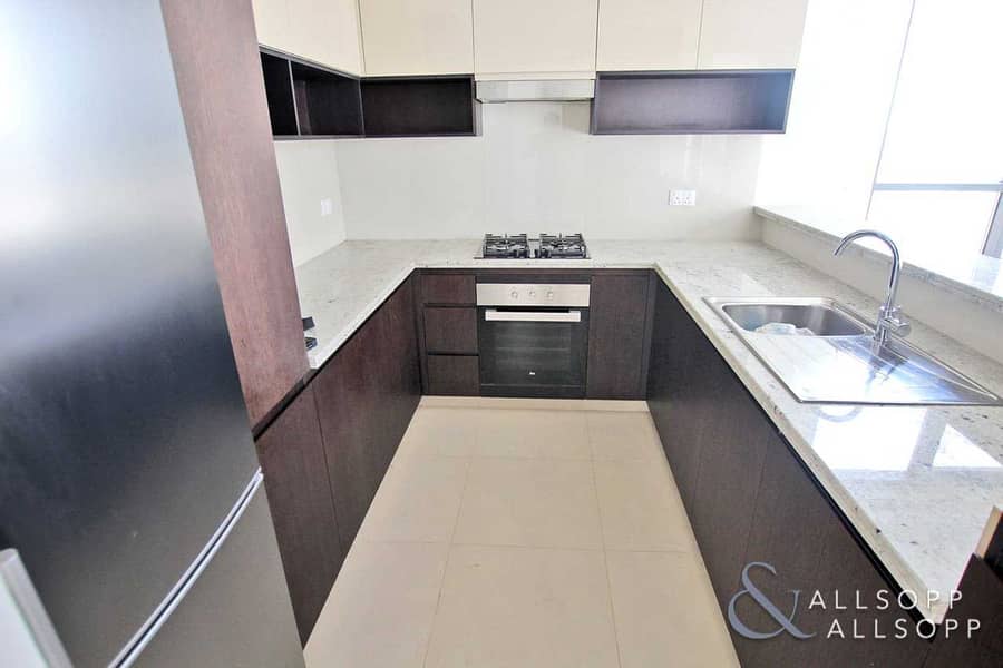 4 One Bedroom | Low Floor | Chiller Free