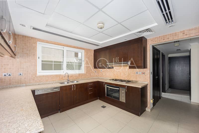 10 VOT | Private Garden | Maid's | Close to Park