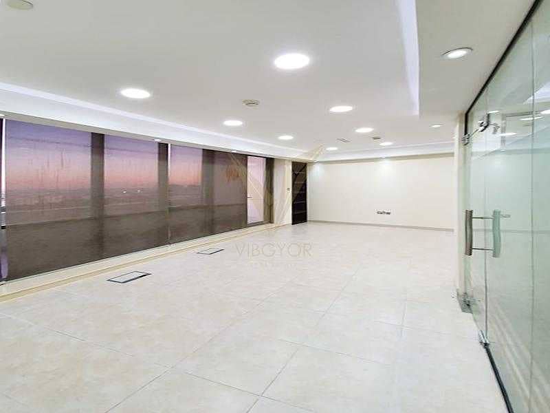 18 Fitted Office | Vacant Now | Kitchen and Balcony