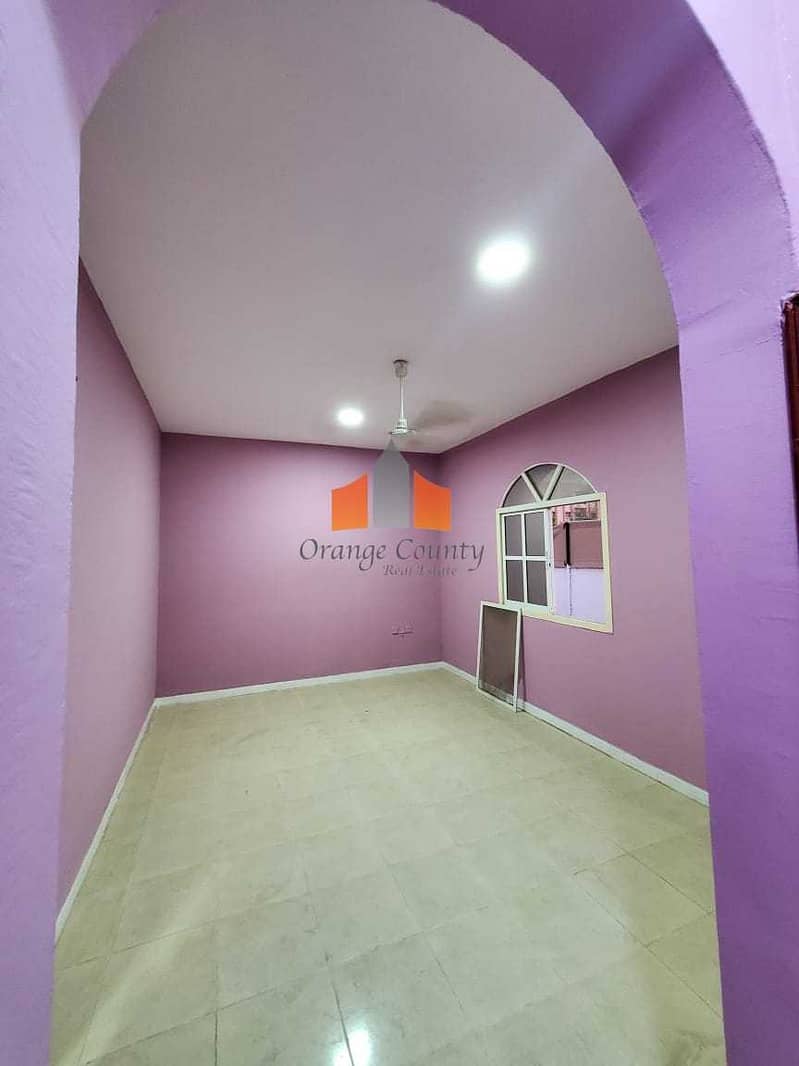 4 Well-Maintained| Big-size plot| Low Rent| Corner Villa| Family living only.