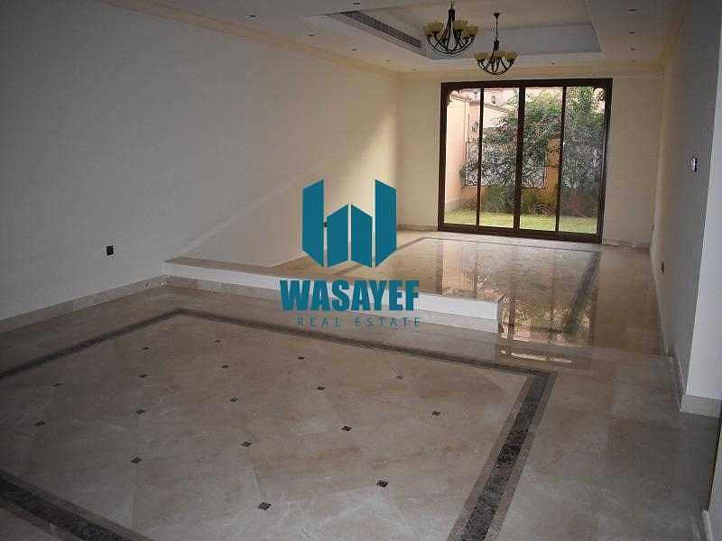 Modern 5 Bed| Private Pool & Garden |Shared Gym