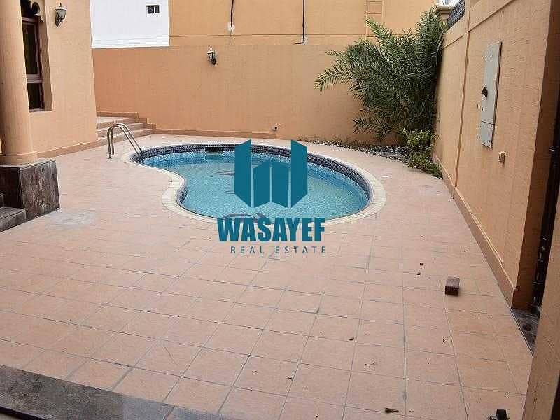 4 Modern 5 Bed| Private Pool & Garden |Shared Gym