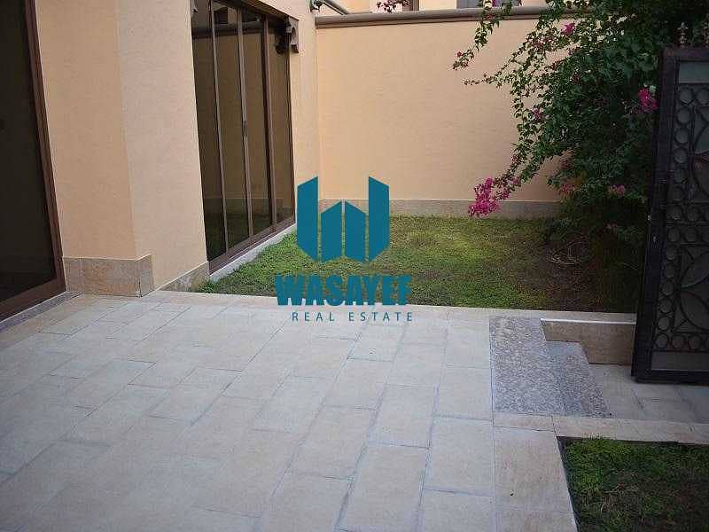8 Modern 5 Bed| Private Pool & Garden |Shared Gym
