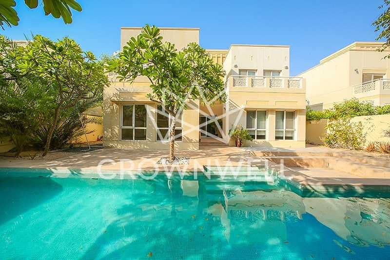 Private Pool |Single Row |Vacant |Type-6|Exclusive
