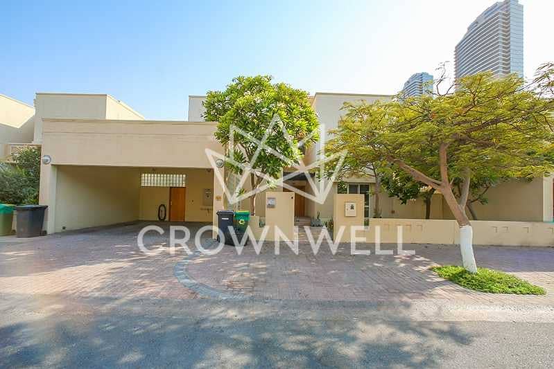 2 Private Pool |Single Row |Vacant |Type-6|Exclusive