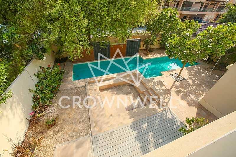 18 Private Pool |Single Row |Vacant |Type-6|Exclusive