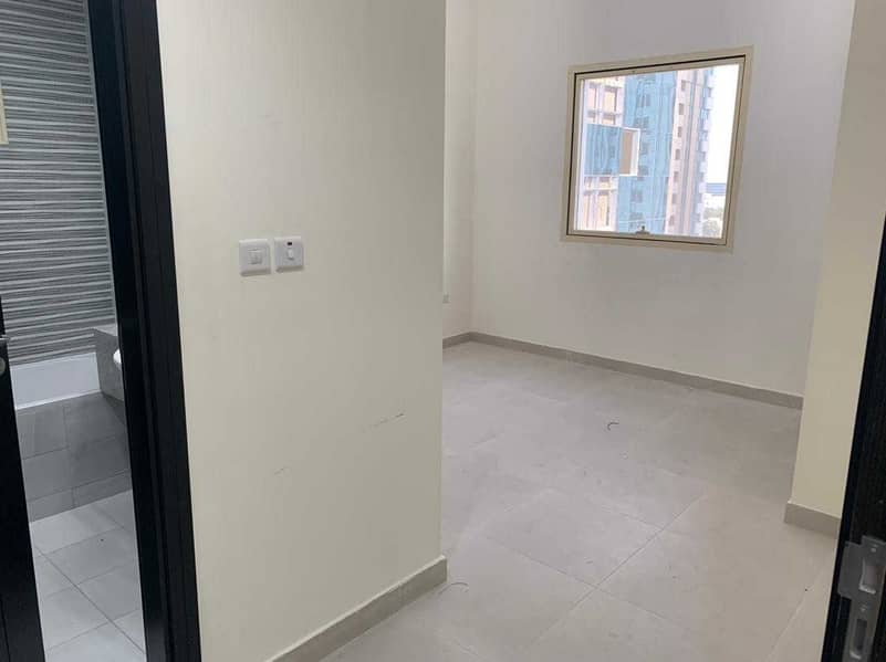 17 Smart Sky Group provide to you new flat 2 bedrooms with 3 bathrooms with free parking on Al Falah street in a vital area