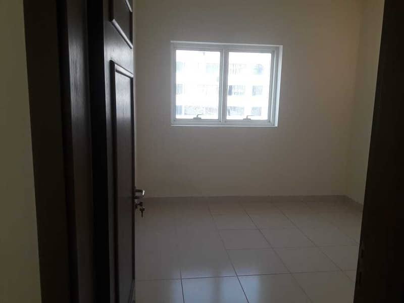 45 Smart Sky Group provide to you new flat 2 bedrooms with 3 bathrooms with free parking on Al Falah street in a vital area