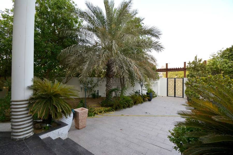 2 HOTTEST DEAL OF THE DAY | AMAZING EXCLUSIVE MANSION VILLA | LARGEST CORNER  UNIT IN AL BARSHA- GCC AND LOCALS ONLY