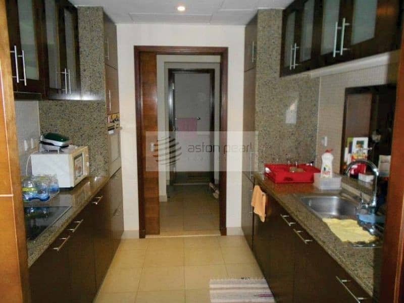 2 1 Bedroom Apartment in South Ridge 4  with Balcony