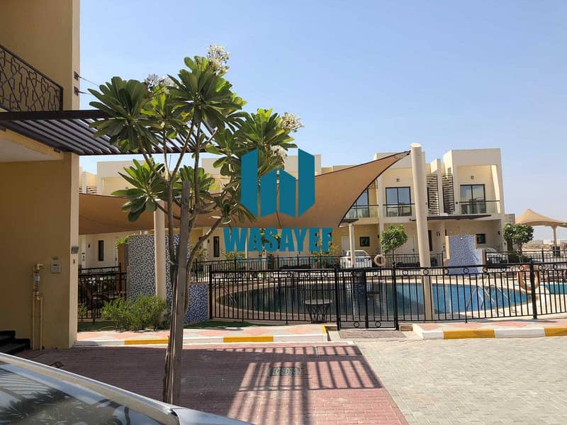 Townhouse 1BHK Near Al Maktom Airport. . .