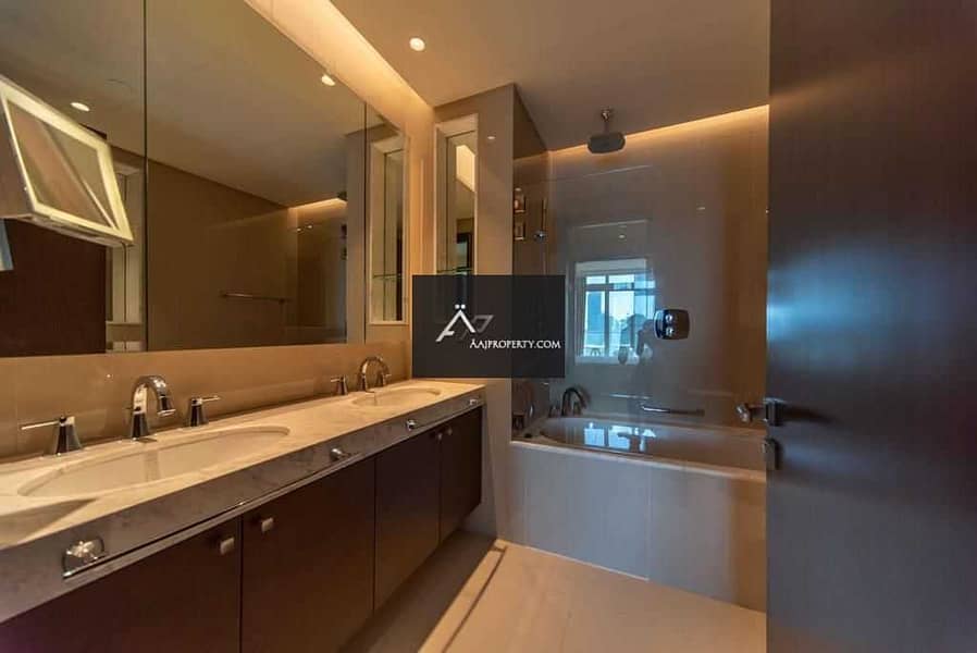 5 1BR Unit in Downtown|Facing Burj & Fountain View !
