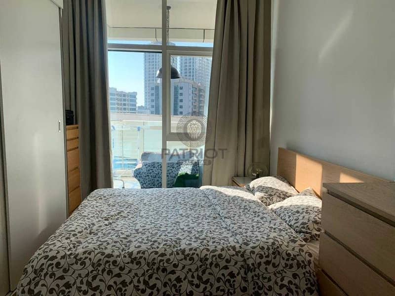 3 MARINA VIEW FULLY FURNISHED ONE BEDROOM FOR SALE