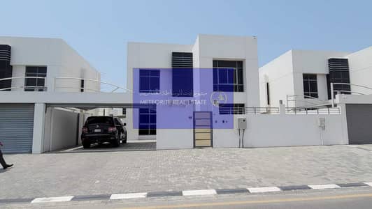 Spacious Modern Independent  Upgraded 4BR Villa