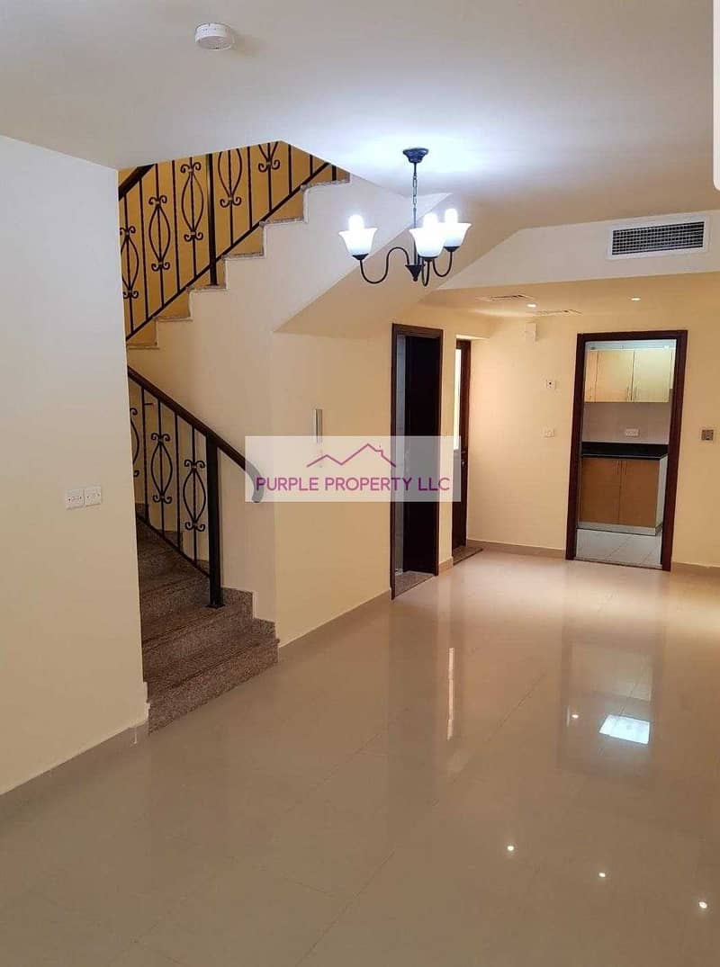 10 Hot Deal!! Zone 7 !!  Beautiful Villa! Spacious one! Call now