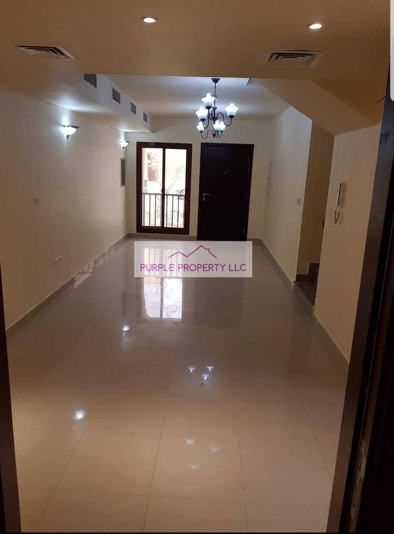 11 Hot Deal!! Zone 7 !!  Beautiful Villa! Spacious one! Call now