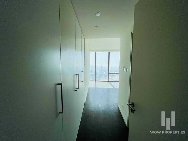 8 Bright and Spacious 4 Bedroom For Sale| Canal View
