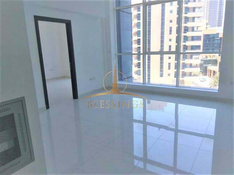 1 Month Free / Burj Khalifa View / Stunning Apartment