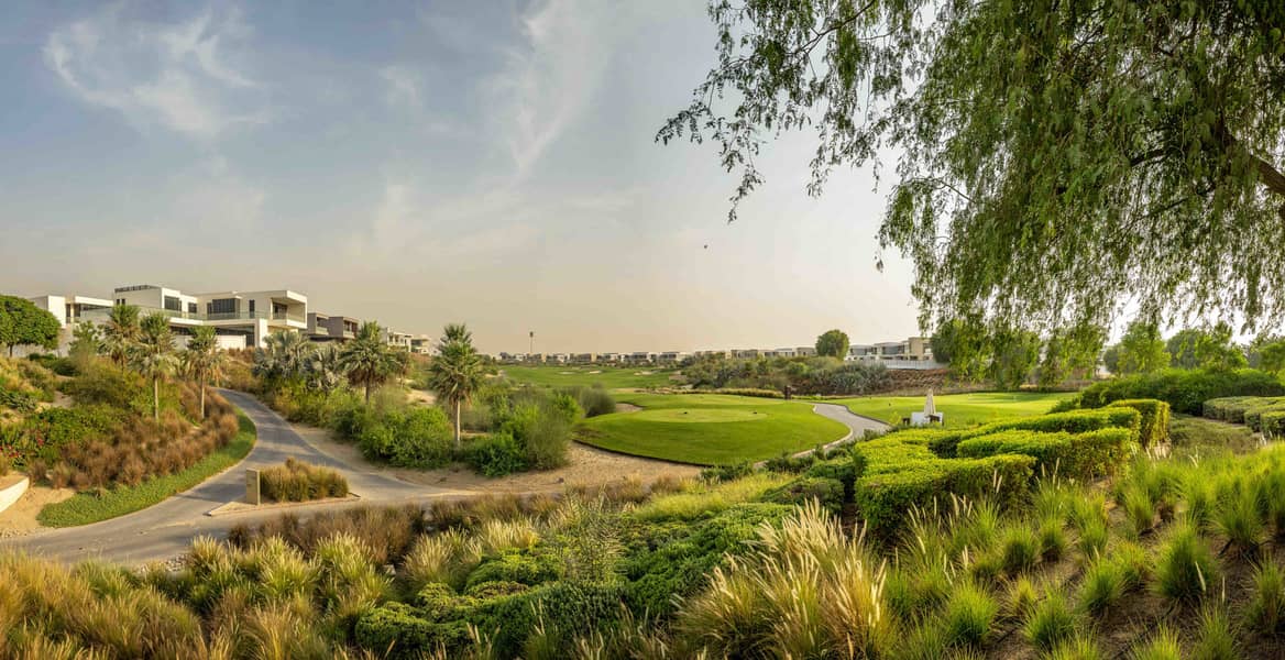 4 Genuine Resale | Best Plot on the Golf course