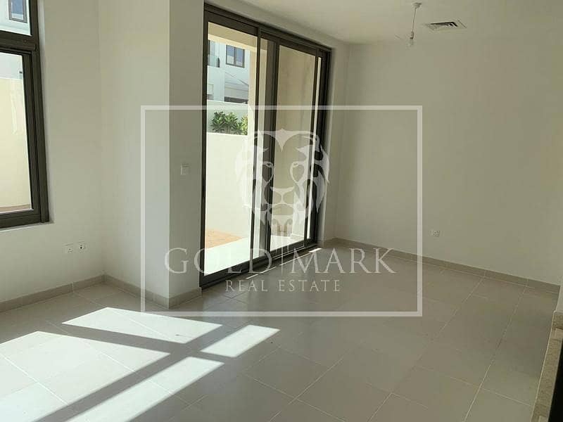 4 Type H l Vacant l Opposite Pool and Park